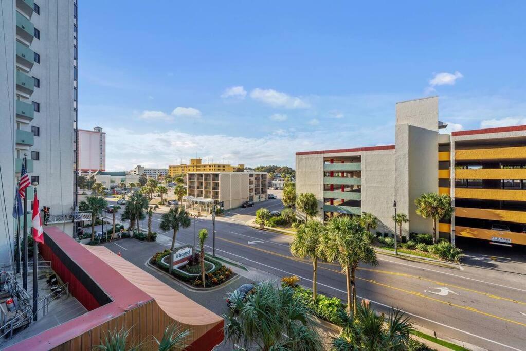 Note Worthy 1Br Oceanview Dogs Ok! 438 Apartment Myrtle Beach Exterior photo