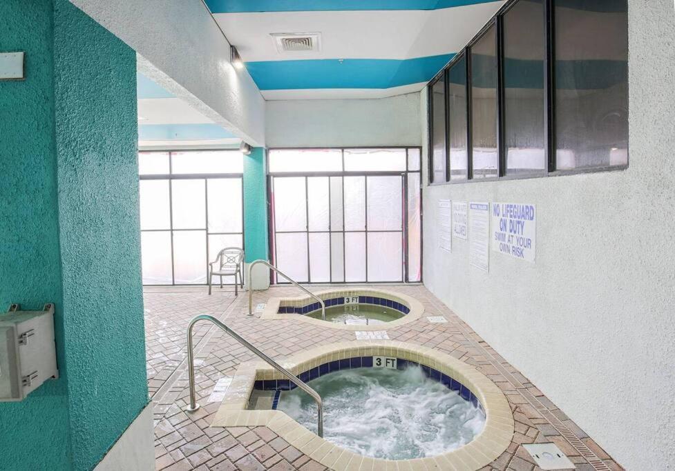 Note Worthy 1Br Oceanview Dogs Ok! 438 Apartment Myrtle Beach Exterior photo