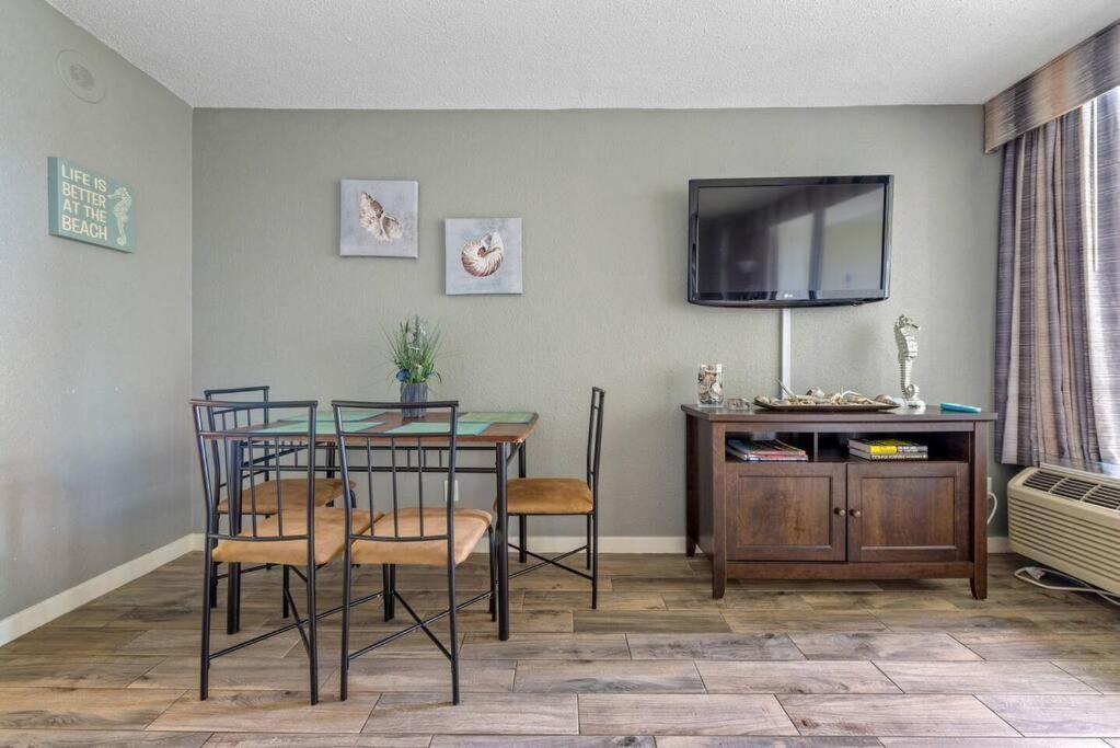 Note Worthy 1Br Oceanview Dogs Ok! 438 Apartment Myrtle Beach Exterior photo